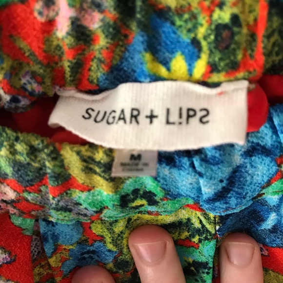 SOLD! 🌺 Sz M Sugar Lips Floral Skirt - Picture 5 of 7